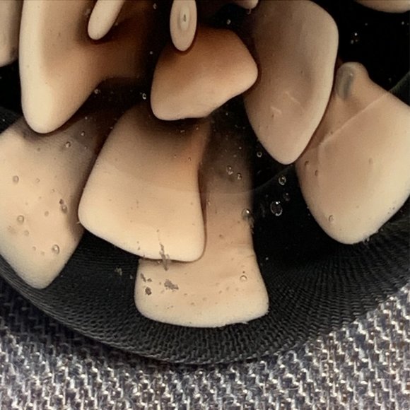 Black Pendant with 3-Dimensional Salmon Pink Floral Design Inside - Picture 8 of 10